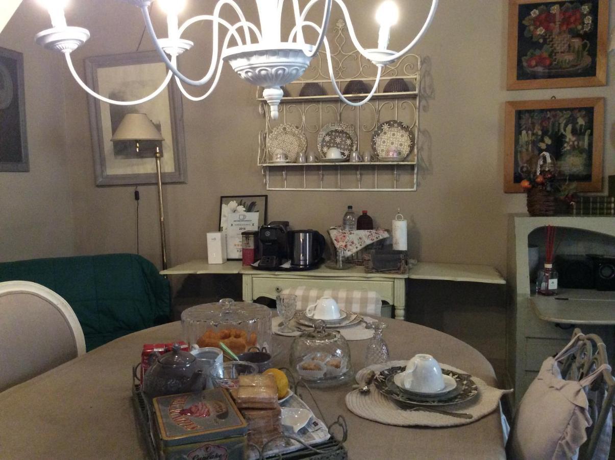Aria Di Campagna Bed & Breakfast Lodi Eksteriør bilde