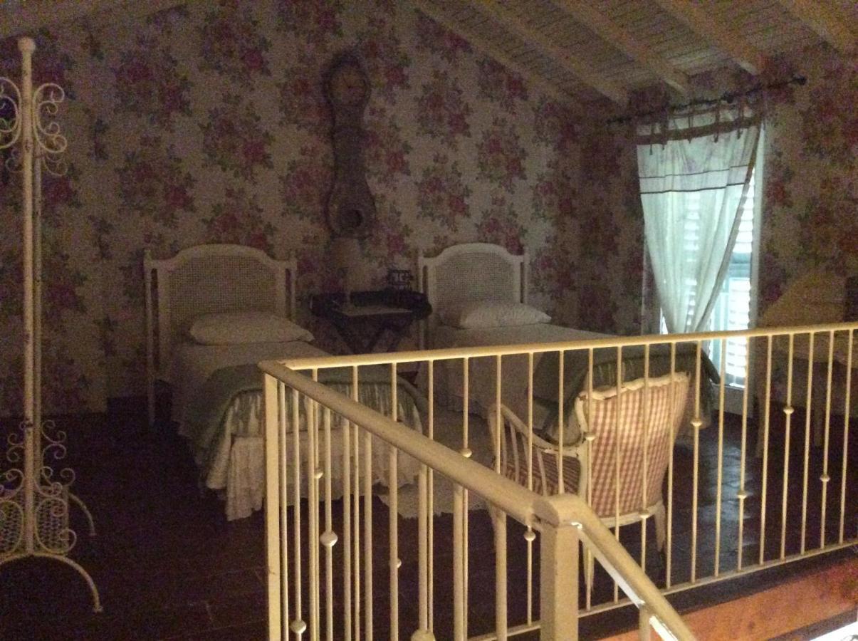 Aria Di Campagna Bed & Breakfast Lodi Eksteriør bilde